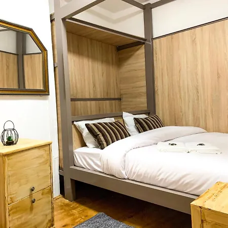 Housegogo Apartment *