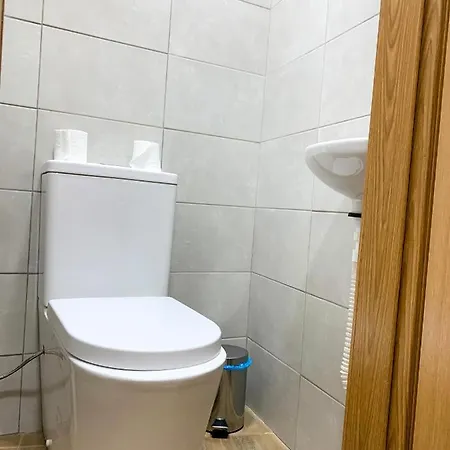 Housegogo * Лісабон