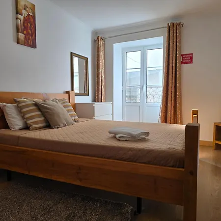 Апартаменти Housegogo *