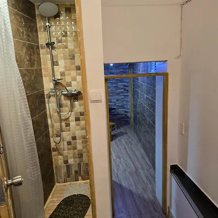 Housegogo * Лісабон