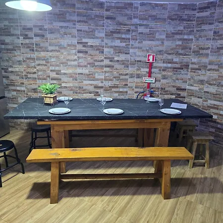 Housegogo Apartment *