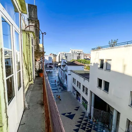Housegogo * Lisbon